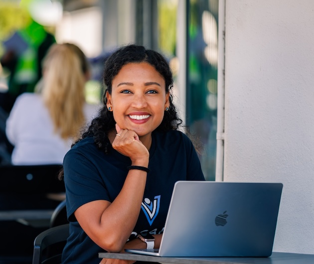 Seshnie Taylor – Founder & CEO